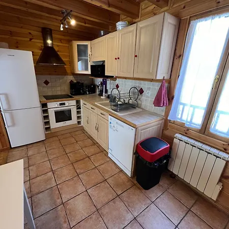 Bois Au Coeur Des Pyrenees Ariegeoises 木屋 *