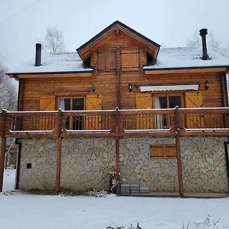 Bois Au Coeur Des Pyrenees Ariegeoises
